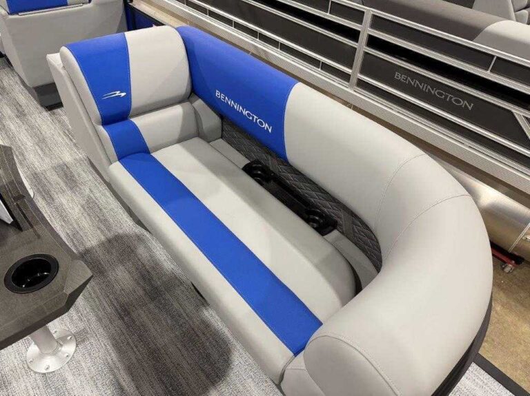 2026 Bennington 22SSB - SPS - Blackout US-ETWS7214G526 [photo 3]